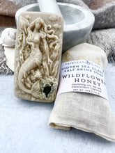 Load image into Gallery viewer, Wildflower Honey Hidden Sea Glass Salt Brine Soap
